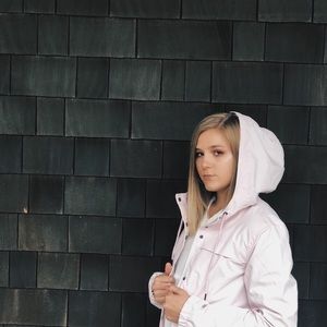 Meet your Posher, Lilliann